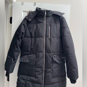 Black Puffer Coat with Detachable HoodFur Trim LIKE NEW Water/Wind Resistant